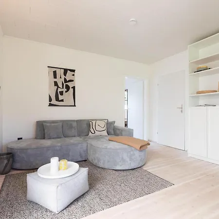 Ferienhaus Sonnholm - Modernisiertes Häuschen Mit Garten Am Westerholz